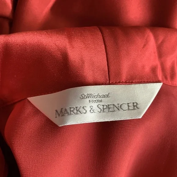 Vintage 90s St Michael red satin dressing gown size 12-14 - Picture 6 of 10